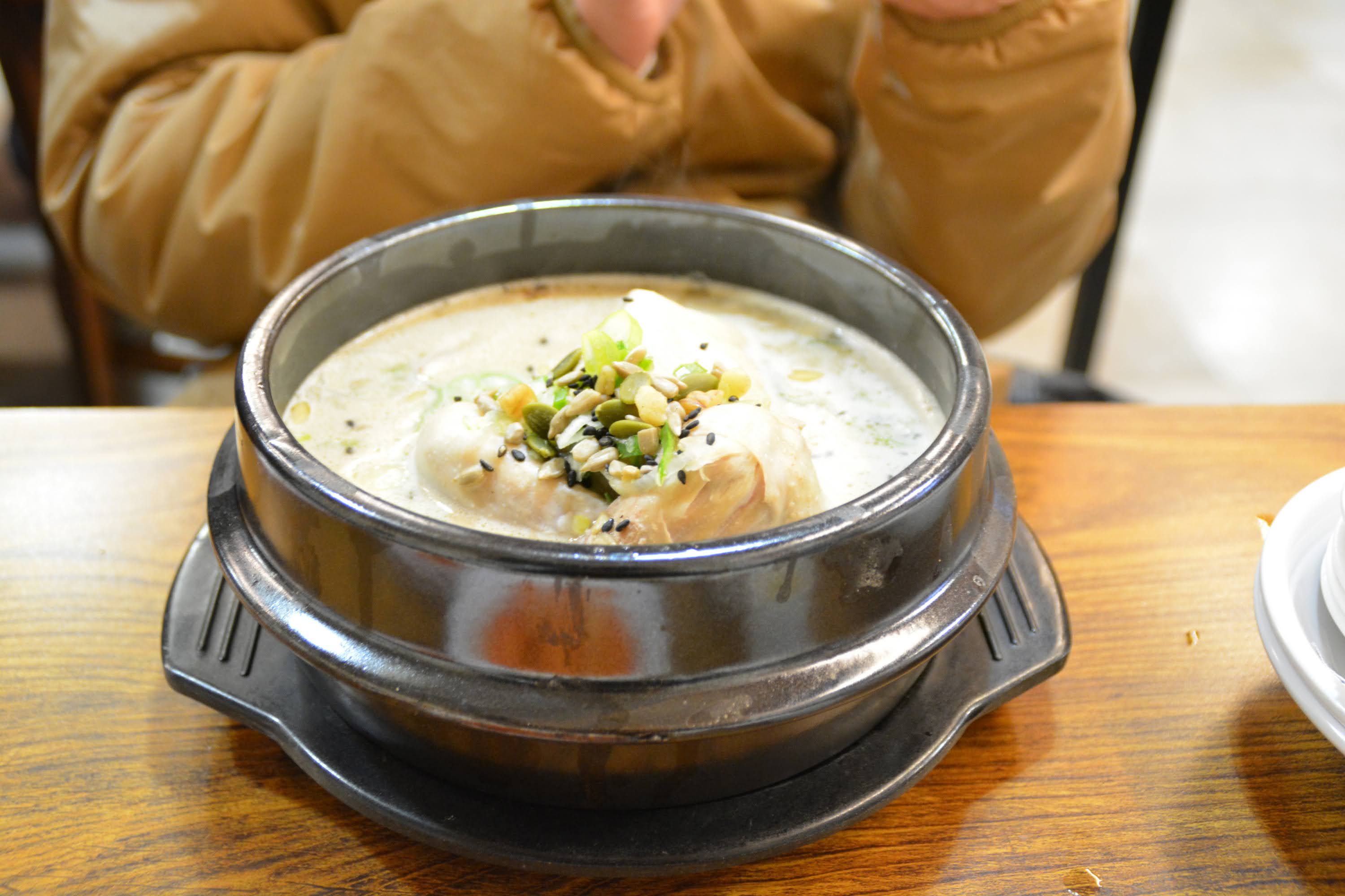韓國首爾土俗村蔘雞湯