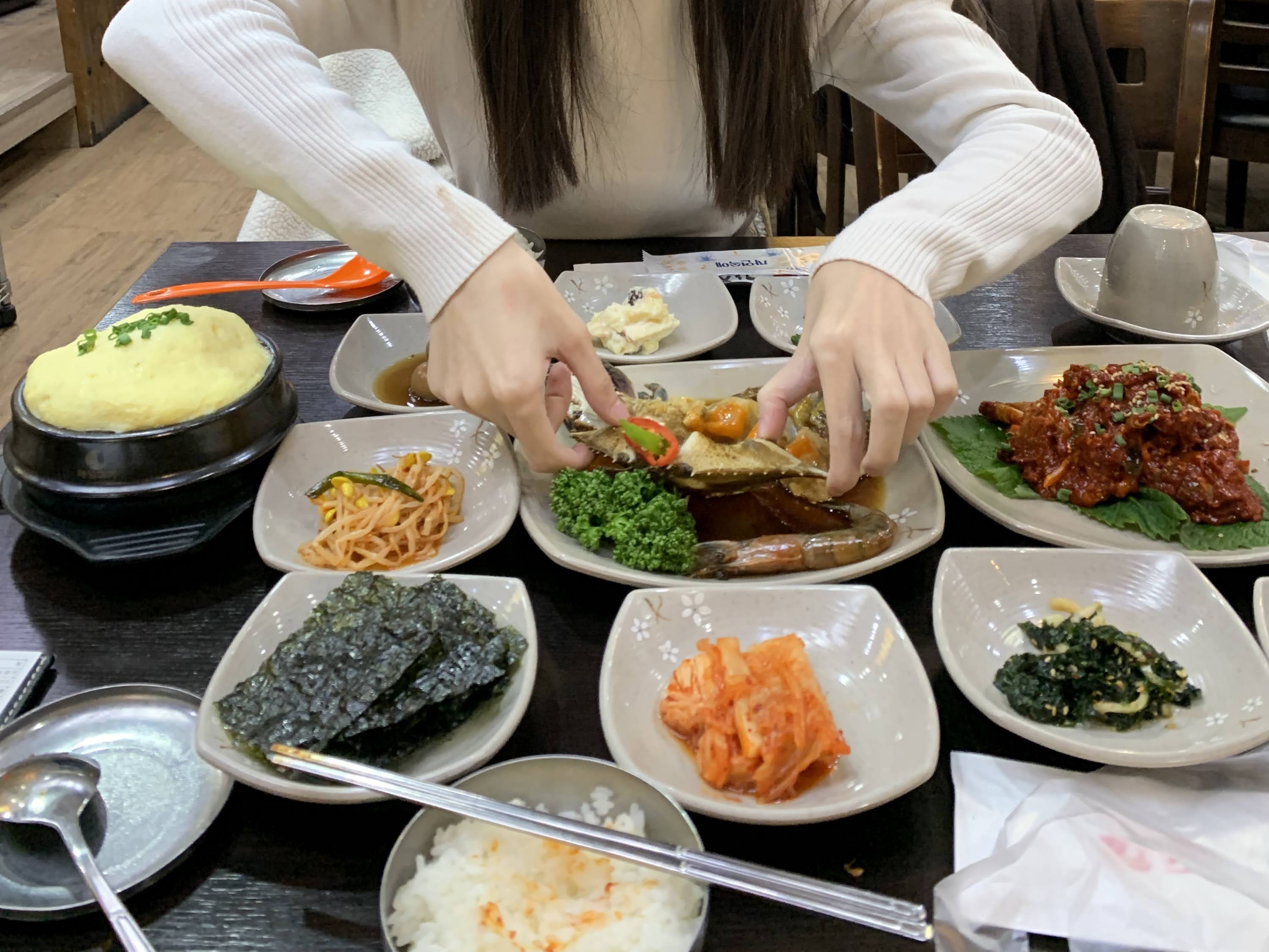 韓國首爾明洞咸草醬花螃蟹