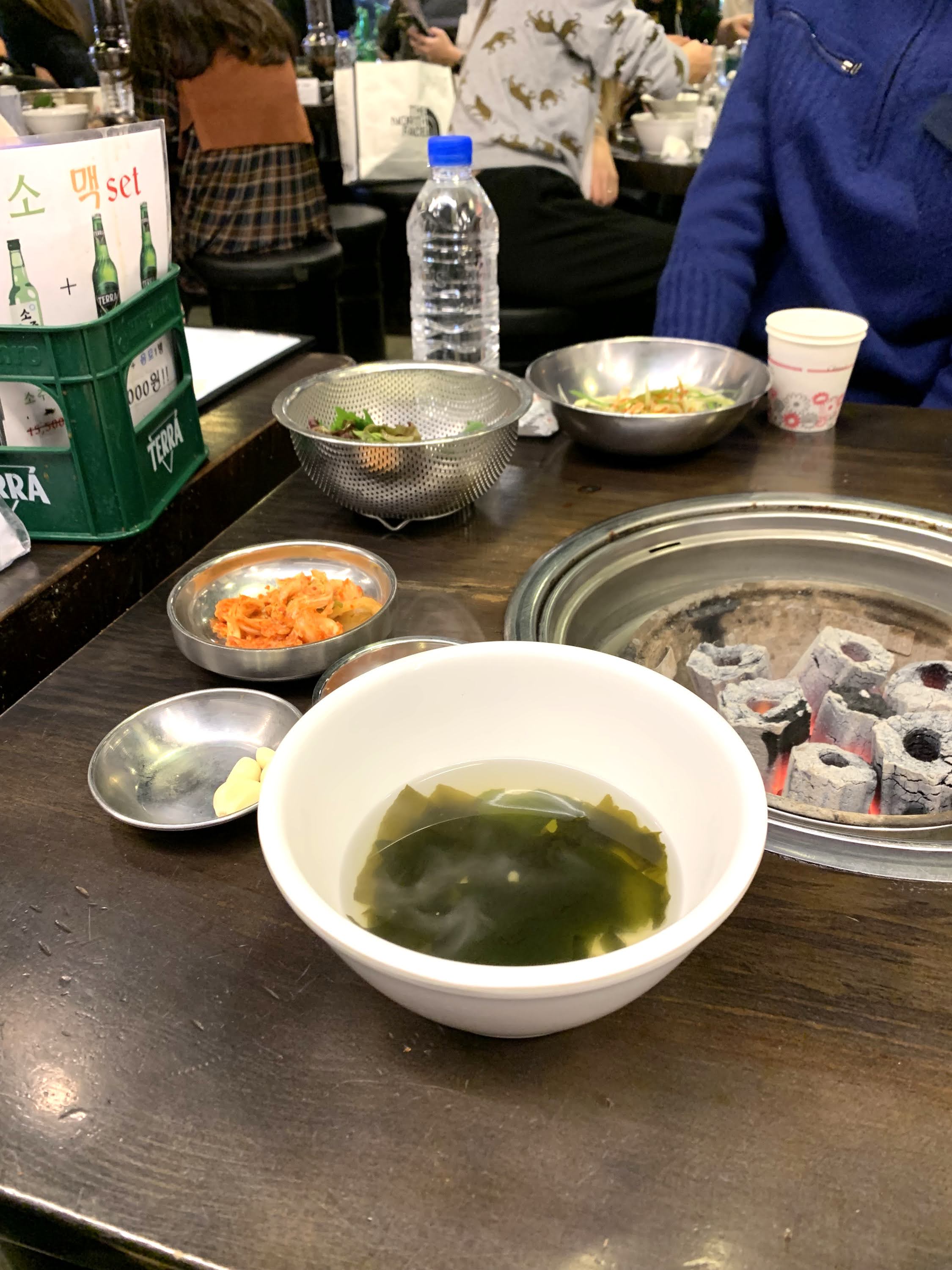 韓國首爾弘大新村食堂