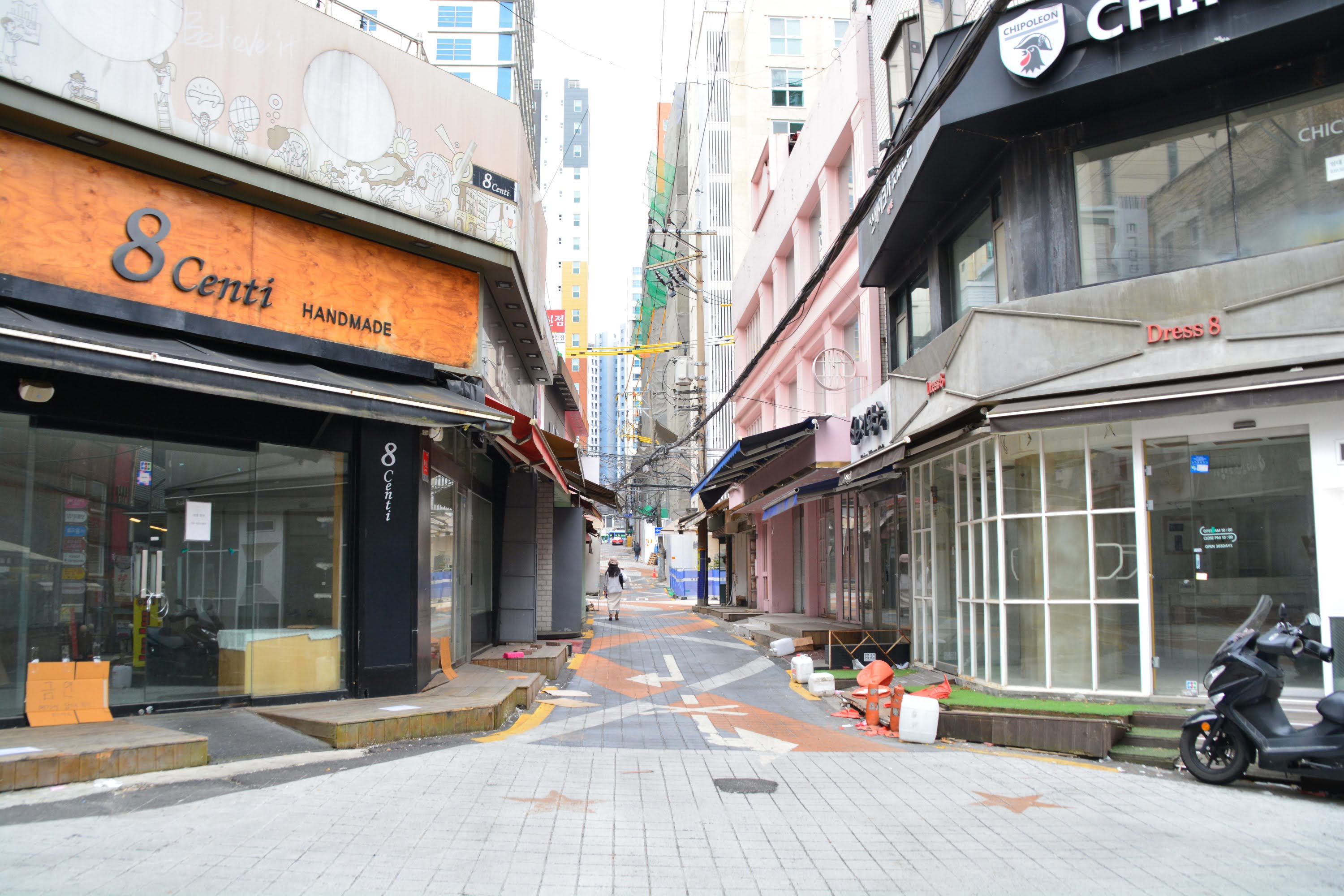 韓國首爾梨大女人街